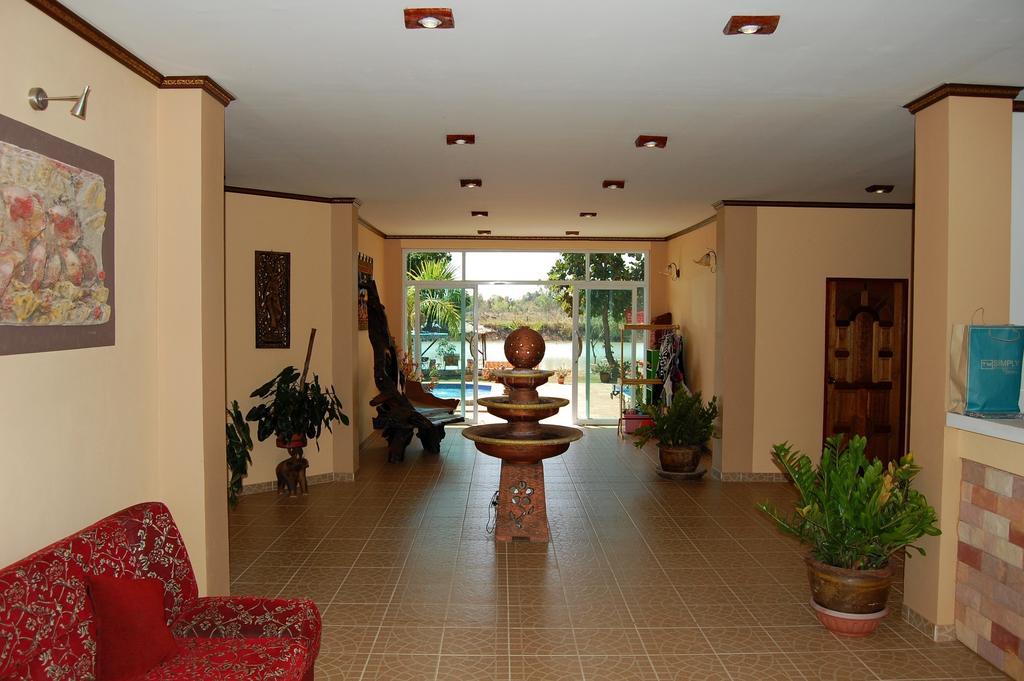 Changthai Comfort Guest House Udon Thani Exterior foto